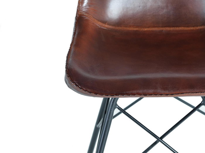 GINER Y COLOMER Chaise style industriel en cuir naturel marron et noir